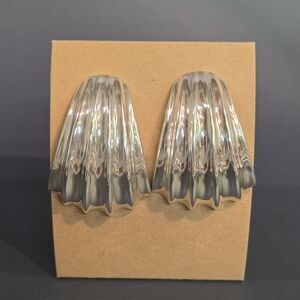 Genuine Vintage "BAYANIHAN" Sterling Silver Ribbed/ Curved Large Earrings/ Studs